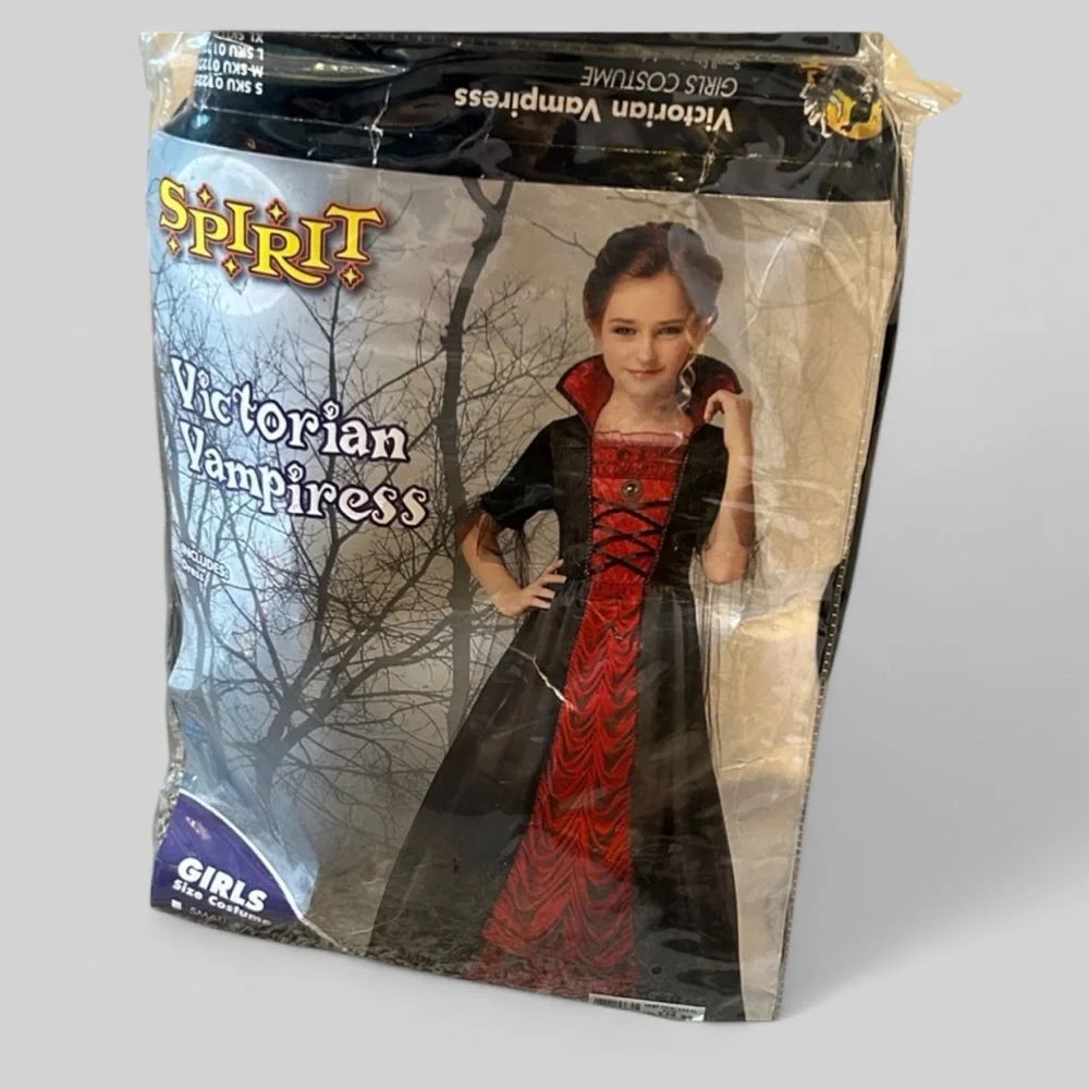 Spirit Halloween Vampire Princess Costume Velvet dress size XL dress up youth
